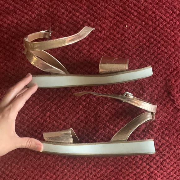 Steve Madden Sandals - Picture 2 of 4